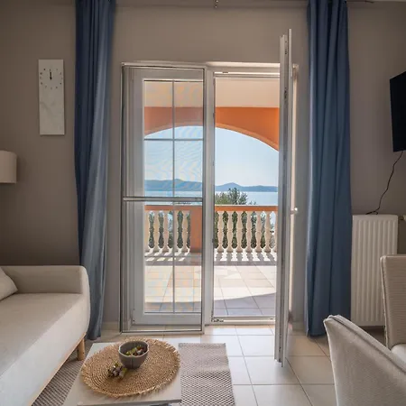 Calmasol Beachfront *