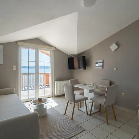 Calmasol Beachfront *
