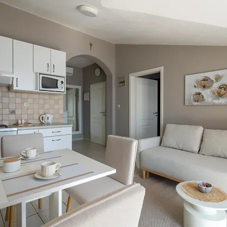 Calmasol Beachfront *