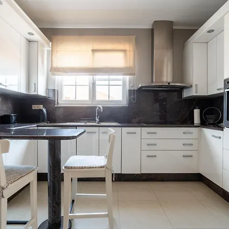 Calmasol Beachfront Daire *