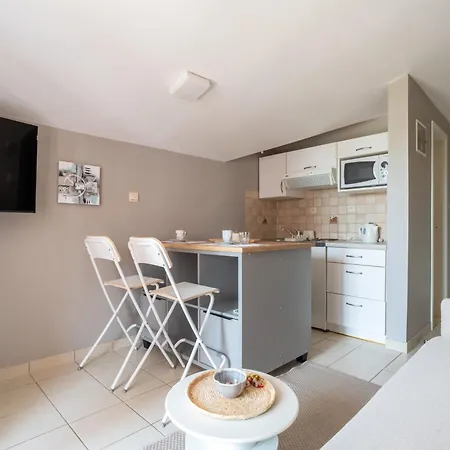 Daire Calmasol Beachfront