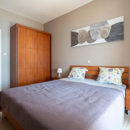 Calmasol Beachfront Daire